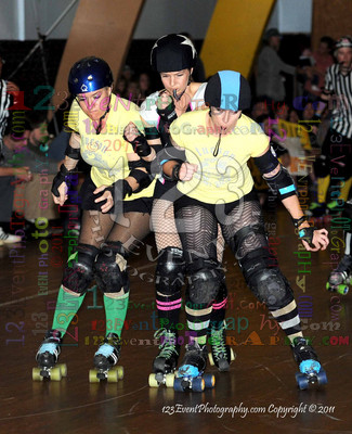 San Diego Starlettes vs. Tucson                                               Roller Derby Bout 2-5-11