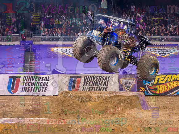 2015-01-17 MONSTER JAM® @ Petco Park, San Diego, CA