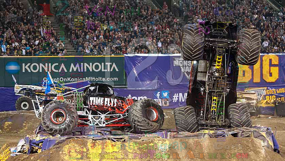2014-01-25 MONSTER JAM® @ Anaheim #2 Angel Stadium