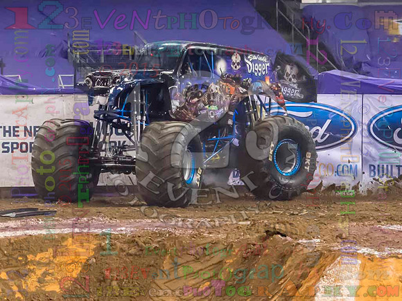2015-01-17 MONSTER JAM® @ Petco Park, San Diego, CA