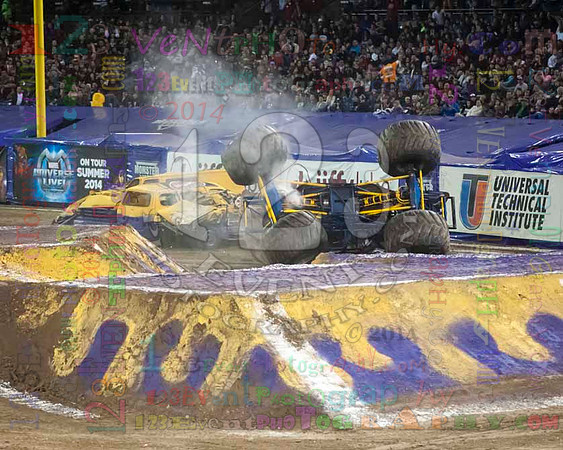 2014-01-25 MONSTER JAM® @ Anaheim #2 Angel Stadium