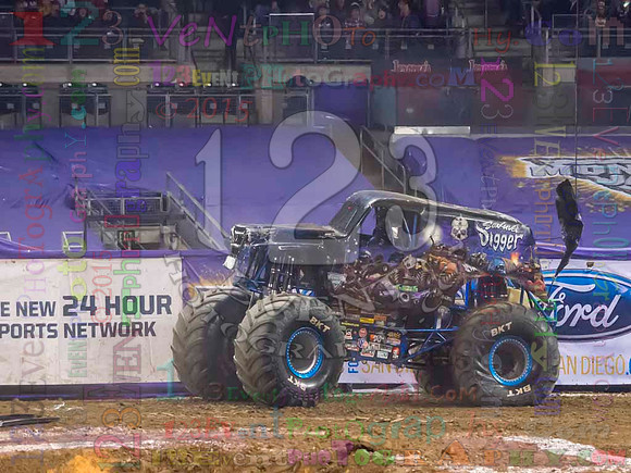 2015-01-17 MONSTER JAM® @ Petco Park, San Diego, CA