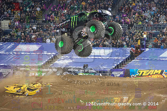2014-01-18 MONSTER JAM® @ Qualcomm Stadium