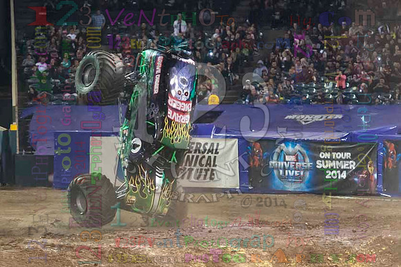 2014-01-25 MONSTER JAM® @ Anaheim #2 Angel Stadium