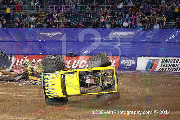 2014-01-18 MONSTER JAM® @ Qualcomm Stadium