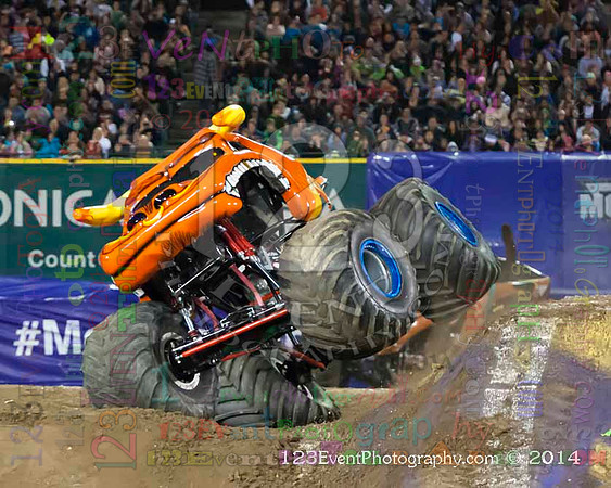 2014-02-08 MONSTER JAM® @ Anaheim #3 Angel Stadium