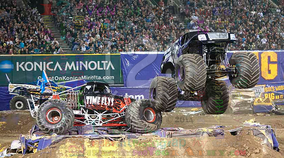 2014-01-25 MONSTER JAM® @ Anaheim #2 Angel Stadium