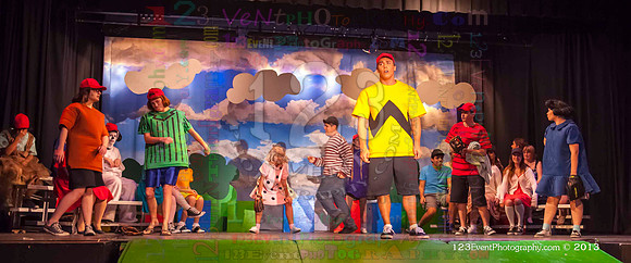 2013-12-13 A Charlie Brown Christmas Special - Clairemont High