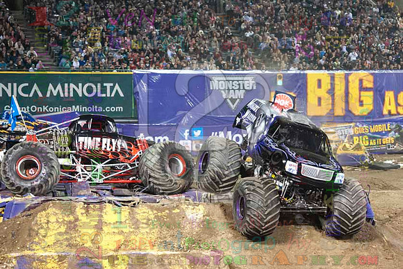 2014-01-25 MONSTER JAM® @ Anaheim #2 Angel Stadium