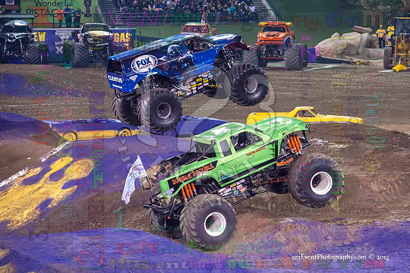 2014-01-11 MONSTER JAM® @ Anaheim Angel Stadium