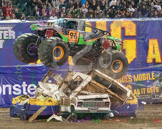 2014-01-25 MONSTER JAM® @ Anaheim #2 Angel Stadium