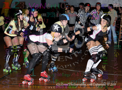 San Diego Starlettes vs. Tucson                                               Roller Derby Bout 2-5-11