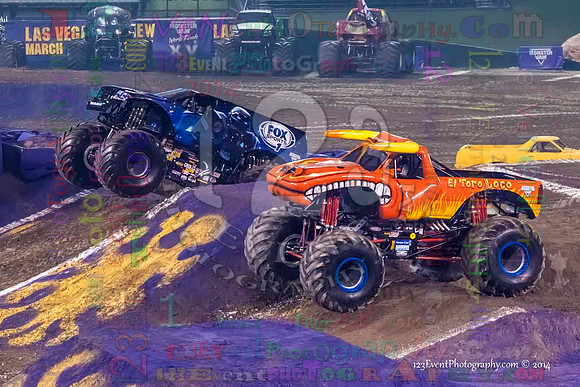 2014-01-11 MONSTER JAM® @ Anaheim Angel Stadium