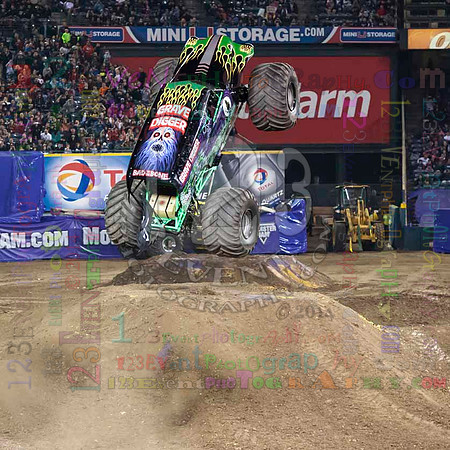 2014-01-25 MONSTER JAM® @ Anaheim #2 Angel Stadium