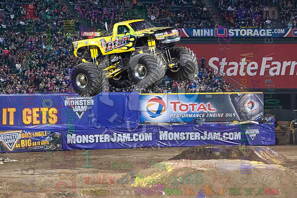 2014-01-25 MONSTER JAM® @ Anaheim #2 Angel Stadium