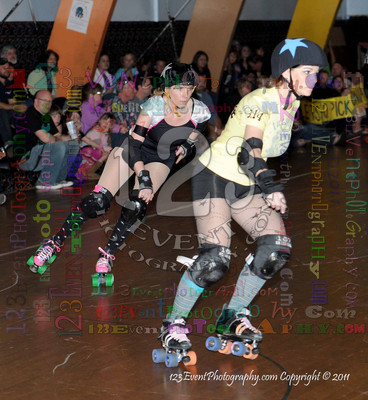 San Diego Starlettes vs. Tucson                                               Roller Derby Bout 2-5-11