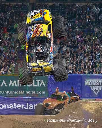2014-02-08 MONSTER JAM® @ Anaheim #3 Angel Stadium