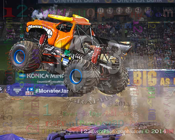 2014-02-08 MONSTER JAM® @ Anaheim #3 Angel Stadium