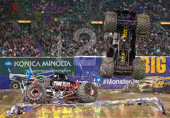 2014-01-25 MONSTER JAM® @ Anaheim #2 Angel Stadium