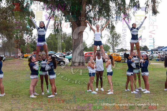 2014 Madison High Cheer Squad at Clairemont Family Day