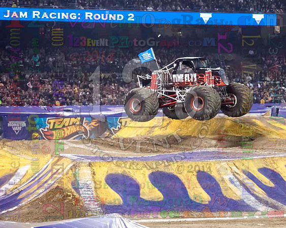 2014-01-25 MONSTER JAM® @ Anaheim #2 Angel Stadium