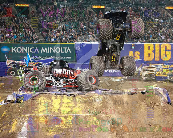 2014-01-25 MONSTER JAM® @ Anaheim #2 Angel Stadium